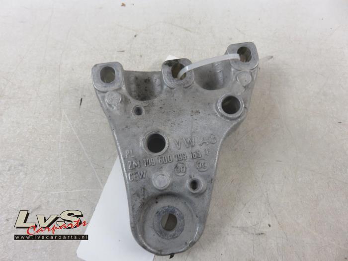 Volkswagen Polo Support moteur