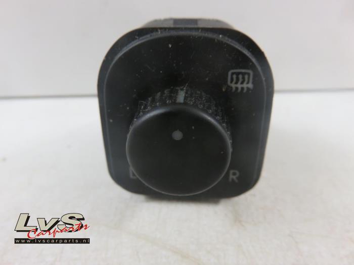 Volkswagen Golf Mirror switch