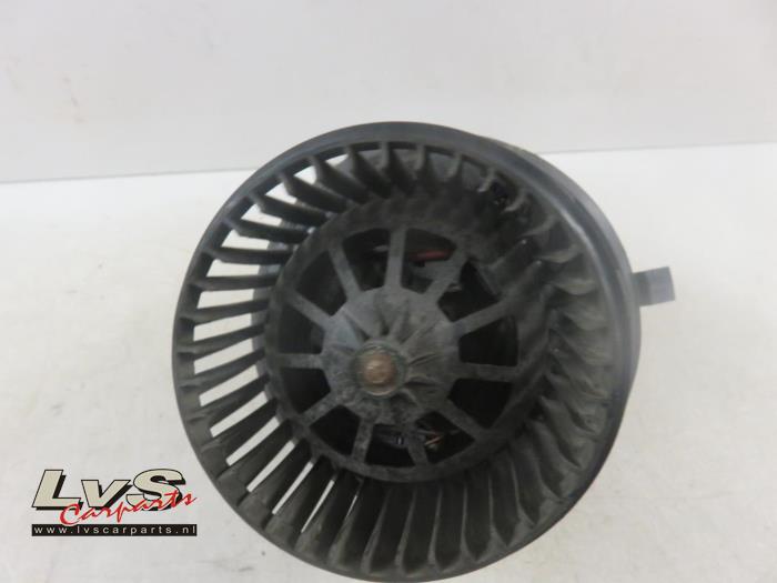 Volkswagen Transporter Heating and ventilation fan motor