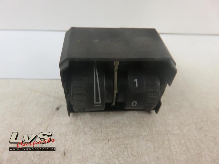 Volkswagen Caddy Height control switch
