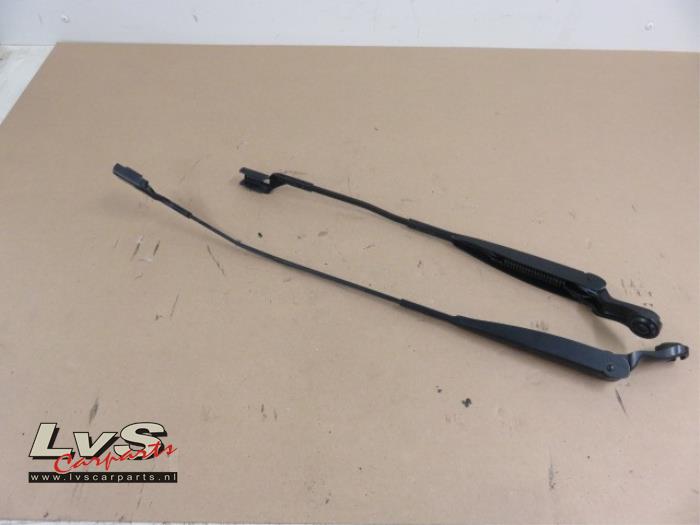 Fiat 500 Bras essuie-glace avant