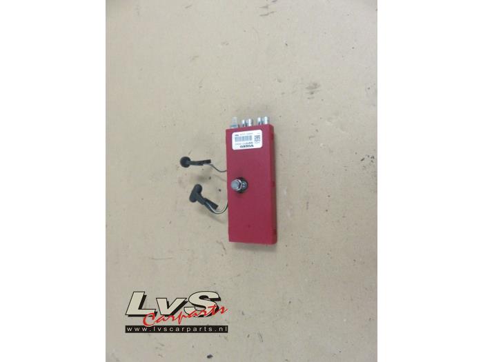 Volvo V70 Antennenverstärker