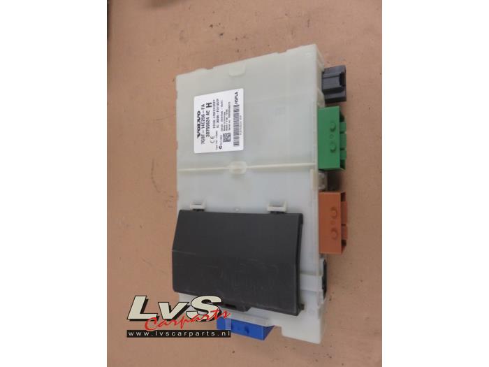 Volvo V70 Fuse box