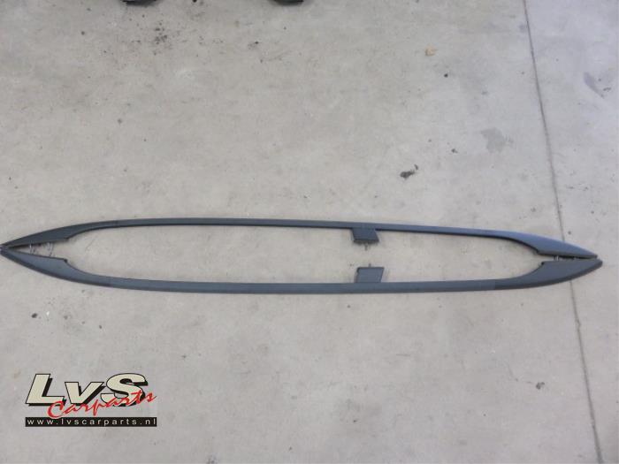 Volvo V70 Roof rail kit