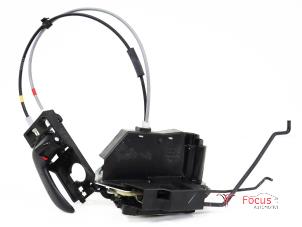 Gebruikte Portierslot Mechaniek 4Deurs links-achter Hyundai i10 (F5) 1.1i 12V Prijs € 25,00 Margeregeling aangeboden door Focus Automotive