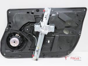 Gebruikte Ruitmechaniek 4Deurs links-voor Ford Fiesta 6 (JA8) 1.0 EcoBoost 12V 100 Van Prijs € 55,00 Margeregeling aangeboden door Focus Automotive