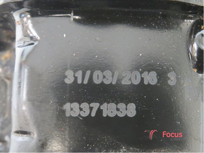 Fäste, växellåda från en Opel Corsa E 1.2 16V 2016