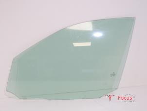 Gebruikte Portierruit 4Deurs links-voor Mercedes C Estate (S204) 2.2 C-200 CDI 16V . Prijs € 17,50 Margeregeling aangeboden door Focus Automotive