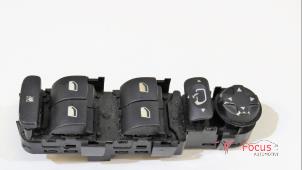 Używane Przelacznik combi okienny Peugeot 207/207+ (WA/WC/WM) 1.6 16V VTi Cena € 40,00 Procedura marży oferowane przez Focus Automotive