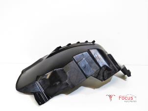 Begagnade Isolering, hjulhus Fiat Ducato (250) 2.3 D 130 Multijet Minibus Extralongo Pris € 25,00 Marginaltabell erbjuds av Focus Automotive