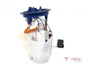 Gebruikte Brandstofpomp Elektrisch Seat Leon (5FB) 1.0 TSI 12V Prijs € 25,00 Margeregeling aangeboden door Focus Automotive