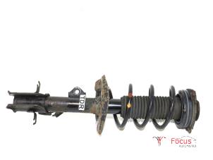 Gebruikte Schokdemperpoot rechts-voor Nissan Juke (F15) 1.6 16V Prijs € 99,95 Margeregeling aangeboden door Focus Automotive