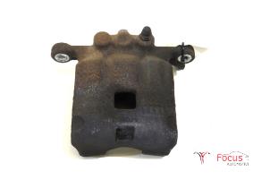 Gebruikte Remklauw (Tang) links-voor Ford Fiesta 6 (JA8) 1.0 SCI 12V 80 Prijs € 4,99 Margeregeling aangeboden door Focus Automotive