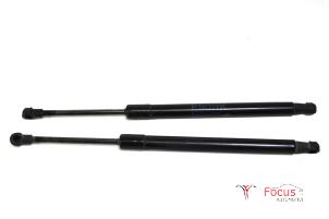 Begagnade Set med gasfjädrar, baklucka BMW 3 serie (E90) 318d 16V Pris € 5,00 Marginaltabell erbjuds av Focus Automotive