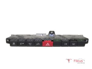Gebruikte Alarmlicht Schakelaar Fiat Panda/Pandina (312) 1.2 69 Prijs € 29,95 Margeregeling aangeboden door Focus Automotive