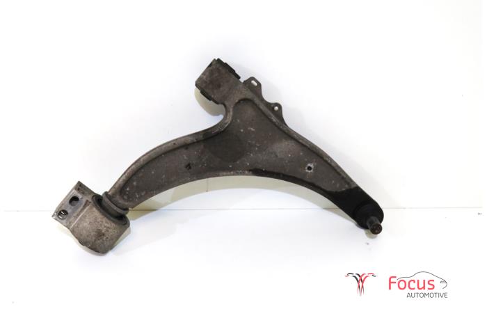 Draagarm rechts-voor van een Opel Insignia Sports Tourer 2.0 CDTI 16V 160 Ecotec 2010
