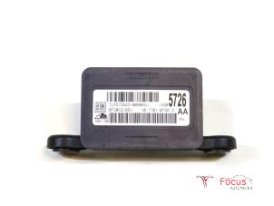 Gebruikte Gier sensor Opel Insignia Sports Tourer 2.0 CDTI 16V 160 Ecotec Prijs € 30,00 Margeregeling aangeboden door Focus Automotive