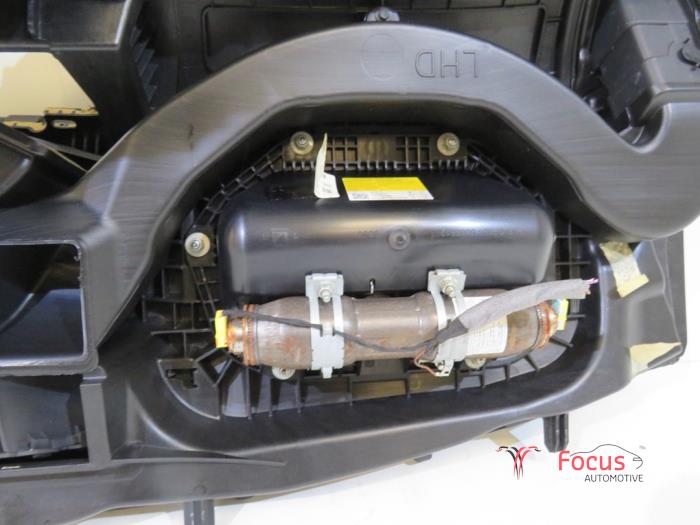 Dashboard van een Opel Insignia Sports Tourer 2.0 CDTI 16V 160 Ecotec 2010