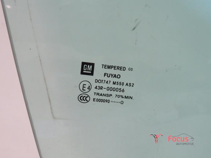 Portierruit 4Deurs rechts-voor van een Opel Insignia Sports Tourer 2.0 CDTI 16V 160 Ecotec 2010