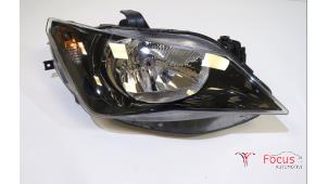 Nya Strålkastare, höger Seat Ibiza IV (6J5) Pris € 151,25 Inklusive moms erbjuds av Focus Automotive