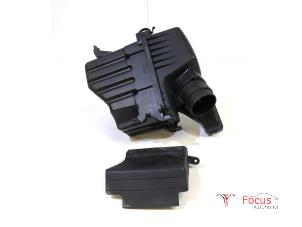 Gebruikte Luchtfilterhuis Kia Sportage (SL) 2.0 CRDi 16V VGT 4x4 Prijs € 125,00 Margeregeling aangeboden door Focus Automotive