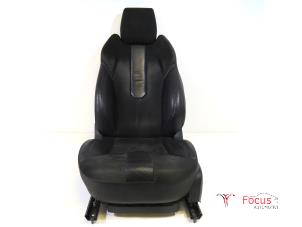 Begagnade Säte, vänster Landrover Range Rover Evoque (LVJ/LVS) 2.2 eD4 16V Pris € 495,00 Marginaltabell erbjuds av Focus Automotive