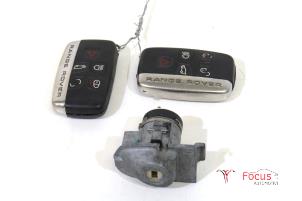 Begagnade Nyckel Landrover Range Rover Evoque (LVJ/LVS) 2.2 eD4 16V Pris € 74,95 Marginaltabell erbjuds av Focus Automotive