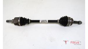 Begagnade Drivaxel, vänster fram Opel Corsa F (UB/UH/UP) 1.2 12V 75 Pris € 99,95 Marginaltabell erbjuds av Focus Automotive
