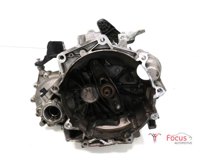 Versnellingsbak van een Volkswagen Polo VI (AW1) 1.0 MPi 12V 2017