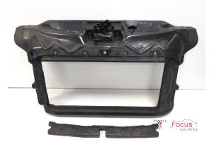 Gebruikte Frontpaneel Volkswagen New Beetle (9C1/9G1) 1.9 TDI 90 Prijs € 30,00 Margeregeling aangeboden door Focus Automotive