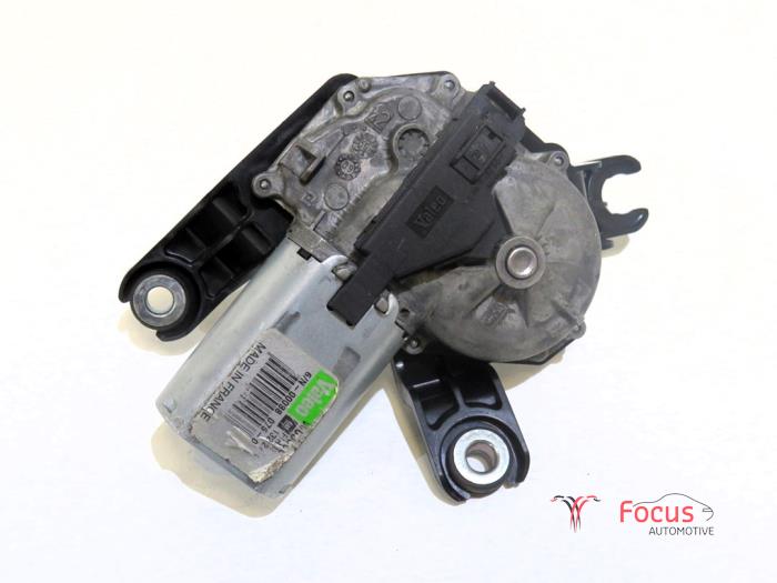 Motor Ruitenwisser achter van een Opel Insignia Sports Tourer 2.0 CDTI 16V 160 Ecotec 2010