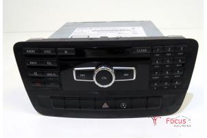 Begagnade Navigeringssystem Mercedes A (W176) 1.5 A-180 CDI, A-180d 16V Pris € 89,95 Marginaltabell erbjuds av Focus Automotive