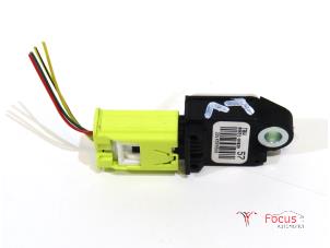 Begagnade Airbagsensor Citroen C1 1.0 Vti 68 12V Pris € 6,50 Marginaltabell erbjuds av Focus Automotive