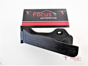 Begagnade Gaspedalsensor Volkswagen Sharan (7N) 2.0 TDI 16V 4Motion Pris € 90,75 Inklusive moms erbjuds av Focus Automotive