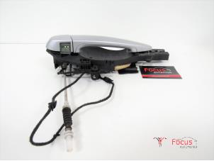 Gebruikte Portiergreep 4Deurs rechts-achter BMW 3 serie (E90) 318i 16V Prijs € 15,00 Margeregeling aangeboden door Focus Automotive