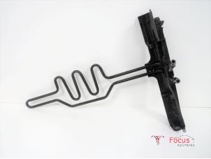 Begagnade Oljekylare BMW X1 (E84) sDrive 18i 2.0 16V Pris € 40,00 Marginaltabell erbjuds av Focus Automotive