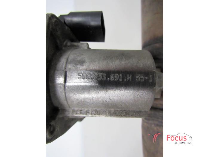 Avgassystem, främre del från en Volkswagen Golf VI Cabrio (1K) 2.0 TDI 16V 2014