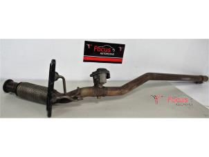 Begagnade Avgassystem, främre del Volkswagen Golf VI Cabrio (1K) 2.0 TDI 16V Pris € 54,45 Inklusive moms erbjuds av Focus Automotive