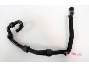 Begagnade Kylarslang Volkswagen Tiguan (AD1) 2.0 TSI 16V 4Motion Pris € 30,25 Inklusive moms erbjuds av Focus Automotive