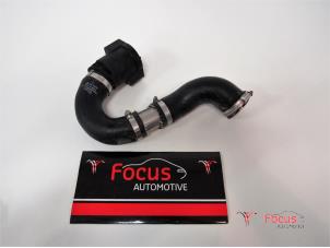 Begagnade Laddluftkylarslang Volkswagen Amarok 2.0 BiTDI 16V 163 4Motion Pris € 42,35 Inklusive moms erbjuds av Focus Automotive
