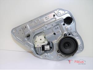 Gebruikte Ruitmechaniek 4Deurs links-achter Volvo V50 (MW) 2.0 D 16V Prijs € 25,00 Margeregeling aangeboden door Focus Automotive