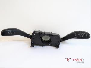 Begagnade Spak, rattstång Skoda Fabia II Combi 1.2 TDI 12V Greenline Pris € 25,00 Marginaltabell erbjuds av Focus Automotive