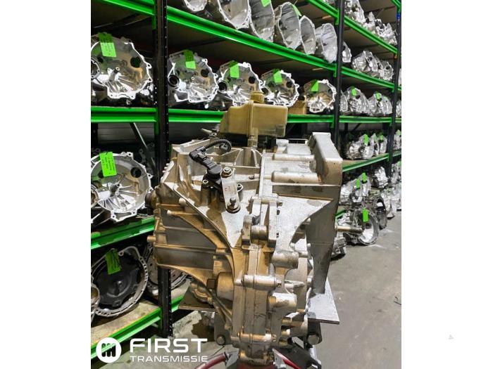 Växellåda från en Fiat 500X (334) 1.4 Multi Air 16V 2016