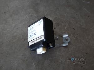 Gebruikte Centrale Deurvergrendelings Module Toyota Yaris (P1) 1.3 16V VVT-i Prijs € 24,00 Margeregeling aangeboden door Autodeleninkleur