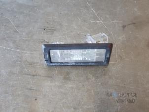 Begagnade Nummerskyltbelysning Renault Modus/Grand Modus (JP) 1.4 16V Pris € 5,50 Marginaltabell erbjuds av Autodeleninkleur