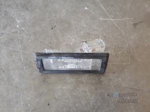 Begagnade Nummerskyltbelysning Renault Modus/Grand Modus (JP) 1.4 16V Pris € 5,50 Marginaltabell erbjuds av Autodeleninkleur
