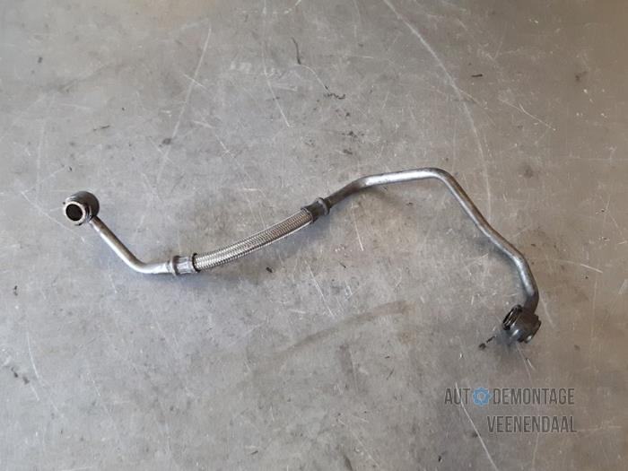 Turbo Pijp van een Peugeot 208 I (CA/CC/CK/CL) 1.6 e-HDi FAP 2013