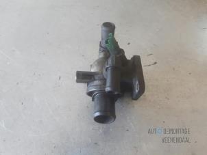 Gebruikte Thermostaathuis Fiat Grande Punto (199) 1.3 JTD Multijet 16V Prijs € 60,00 Margeregeling aangeboden door Autodeleninkleur