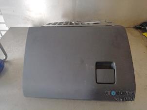 Gebruikte Dashboardkastje Opel Signum (F48) 2.2 DGI 16V Prijs € 20,00 Margeregeling aangeboden door Autodeleninkleur