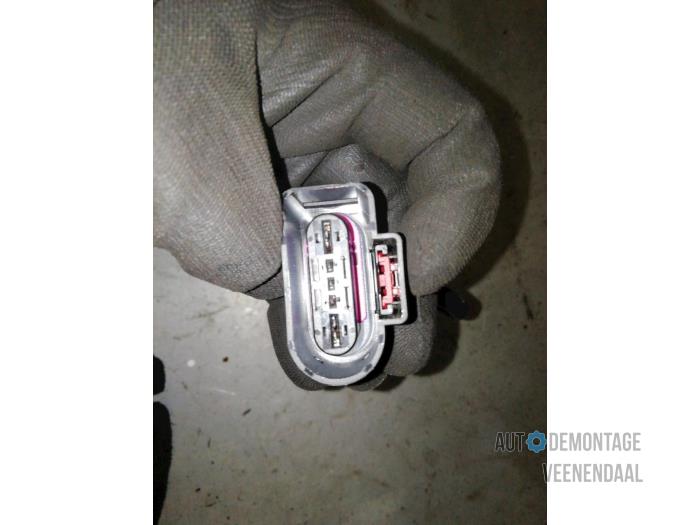 Dator (diverse) från en Volkswagen Golf V (1K1) 2.0 FSI 16V 2004